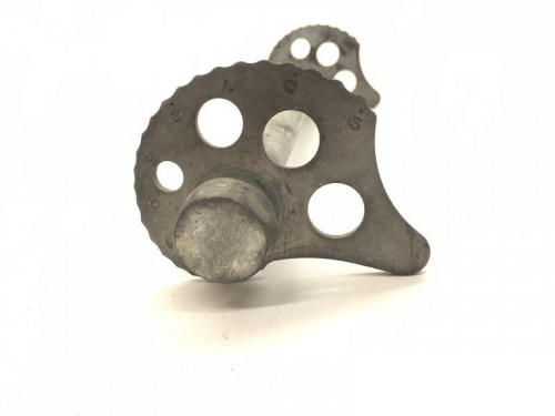 Axe de roue arriere YAMAHA SR 125 1992-1996