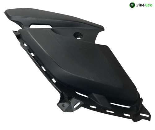 Cache lateral gauche YAMAHA YPR 125 2023-2025 X-MAX
