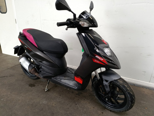APRILIA SR 50
