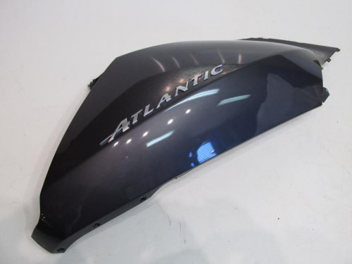 Cache carenage coque arriere droit APRILIA ATLANTIC 125 2003-2005
