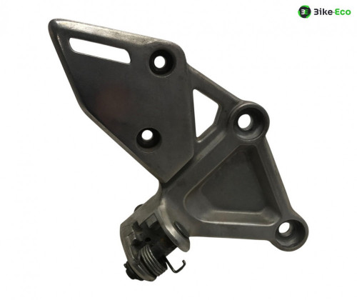 Platine avant droite HONDA CBR 650 R 2021-2023