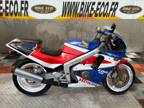 HONDA CBR 250 R