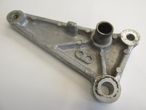 Platine arriere droite HONDA CM 125 1982-1988 CUSTOM