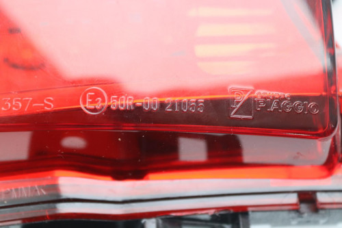 Feu arriere gauche PIAGGIO 400 MP3 2020 - 2021