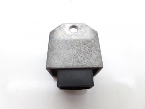Regulateur charge batterie HONDA CG 125 1998-2001