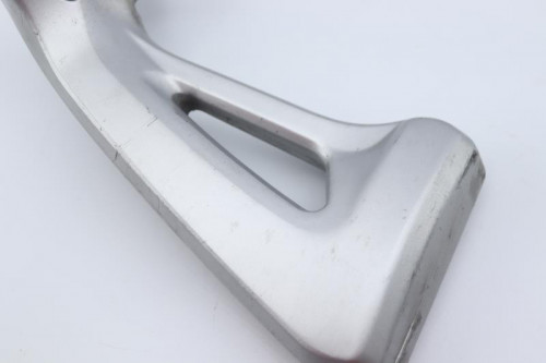 Platine arriere droite SUZUKI 650 SV S 1999 - 2002