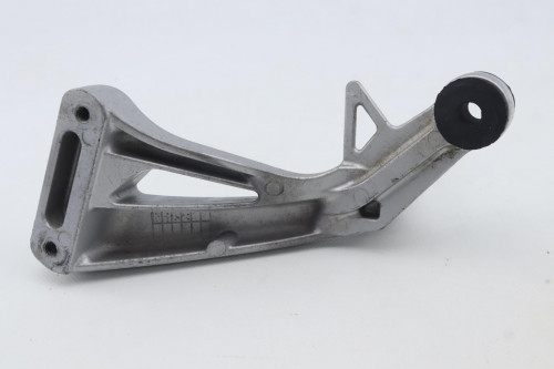 Platine arriere droite SUZUKI 650 SV N 1999 - 2002