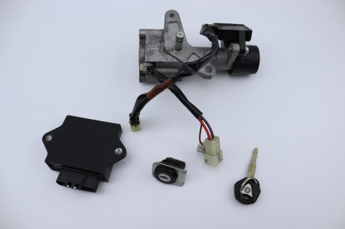 Jeu de serrure contacteur a cle code YAMAHA 125 XMAX 2014 - 2014