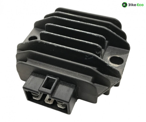 Regulateur charge batterie PIAGGIO VESPA ET4 125 1996-1998