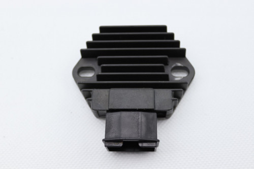 Regulateur charge batterie HONDA 125 VARADERO 2005 - 2005