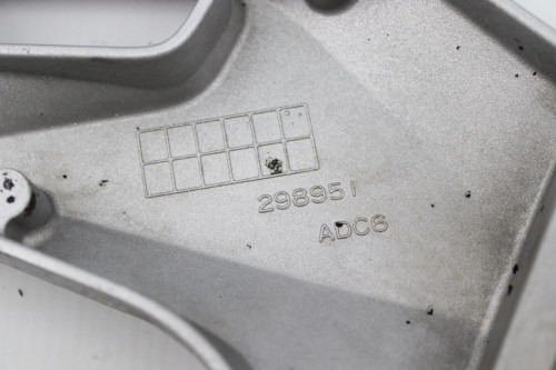 Platine avant gauche SUZUKI 1300 GSX BKING 2007 - 2011