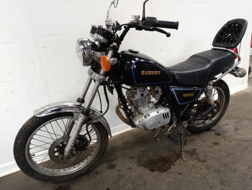 SUZUKI 125 GN