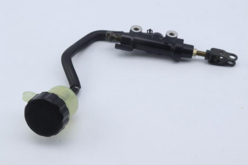 Maitre cylindre frein arriere YAMAHA FZ6 2004 - 2005