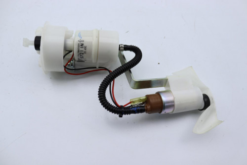 Pompe a essence PIAGGIO 300 MP3 YOURBAN 2011 - 2016