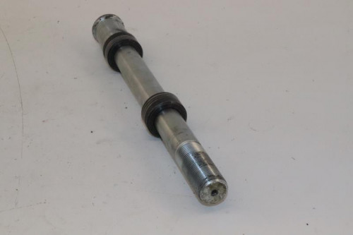 Axe de roue avant KAWASAKI 650 ER6 F 2009 - 2011
