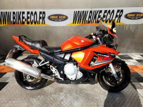 SUZUKI GSX 650 F