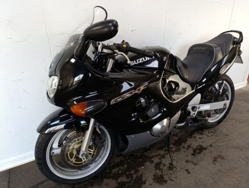 SUZUKI GSXF 750