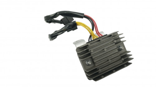Regulateur charge batterie TRIUMPH STREET TRIPLE 675 2007 - 2011
