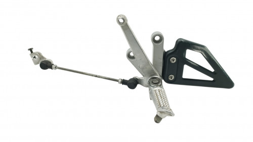Platine avant gauche SUZUKI 600 GSXR 2001 - 2003