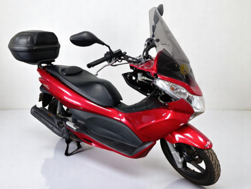 HONDA 125 PCX ROUGE
