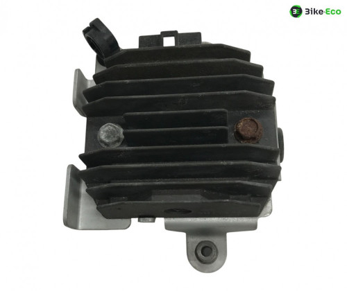 Regulateur charge batterie YAMAHA FZ6 600 2004-2006 FAZER