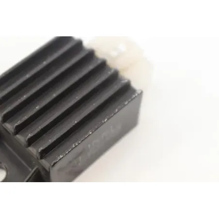 Regulateur charge batterie PEUGEOT KISBEE 50 RS 2011 - 2017