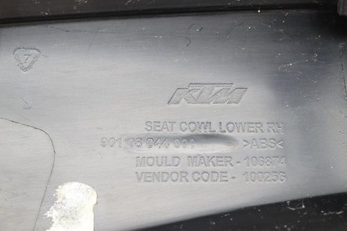 Coque arriere droit KTM 390 DUKE 2013 - 2016