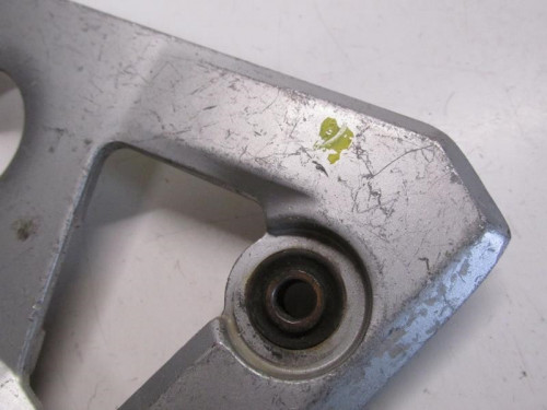 Platine avant droite SUZUKI GSX F 750 1989-1997