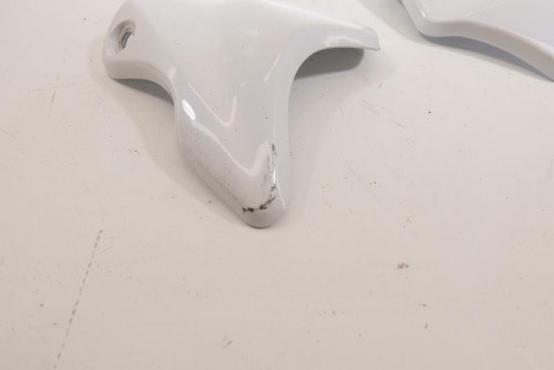 Habillage de tete de fourche gauche SUZUKI 650 GLADIUS 2009 - 2015
