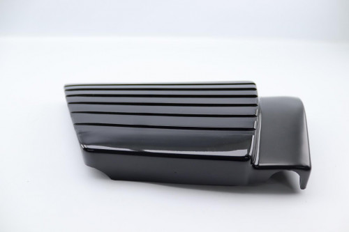 Cache sous selle droit SUZUKI GSX 400 E 1980 - 1981