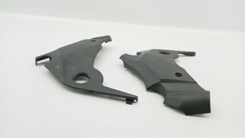 Habillage de cadre droit KAWASAKI 650 ER6 N 2009 - 2011