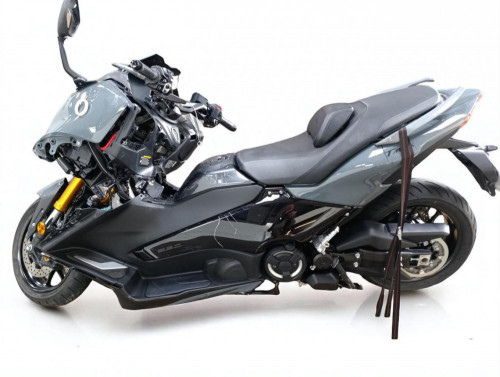 YAMAHA XP 560 TMAX
