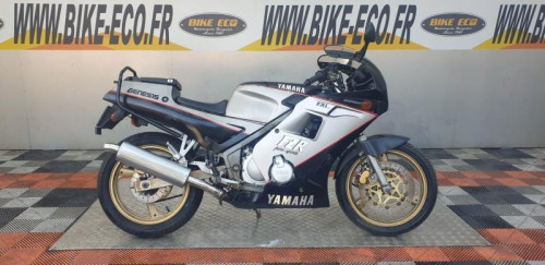YAMAHA FZR 250