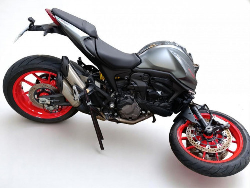 DUCATI MONSTER 937
