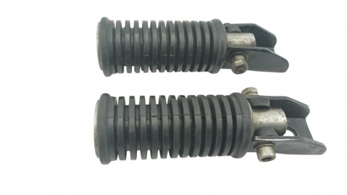 Repose pieds arriere droit SUZUKI 125 GN 1983 - 2002