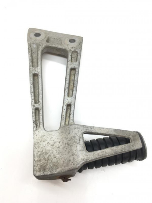 Platine et repose pieds arriere droit YAMAHA TDR 125 1989-1992