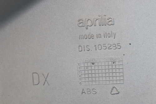 Coque arriere droit APRILIA 500 ATLANTIC 2003 - 2004
