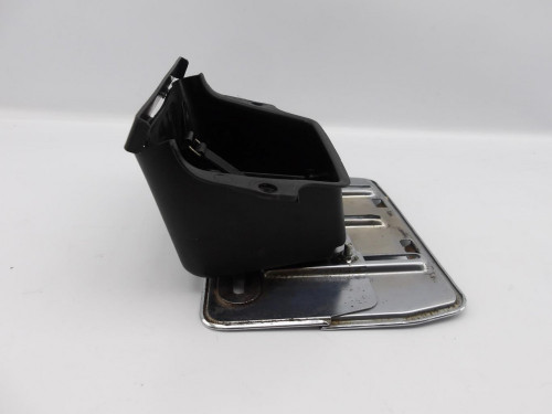 Support de plaque et eclairage YAMAHA 750 XJ 1982 - 1983