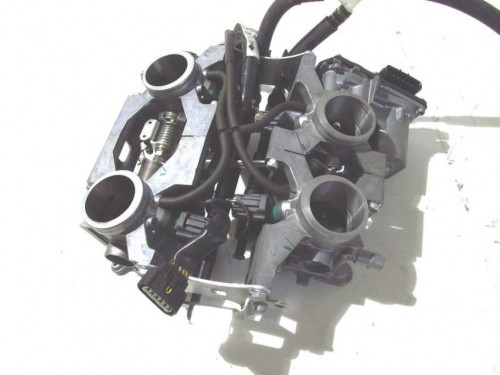 Rampe d'injection HONDA VFR 1200 F 2010-2016
