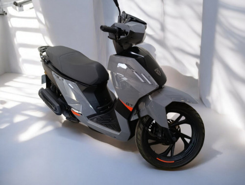 PEUGEOT 125 TWEET