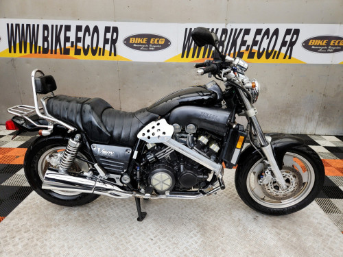 YAMAHA V-MAX 1200