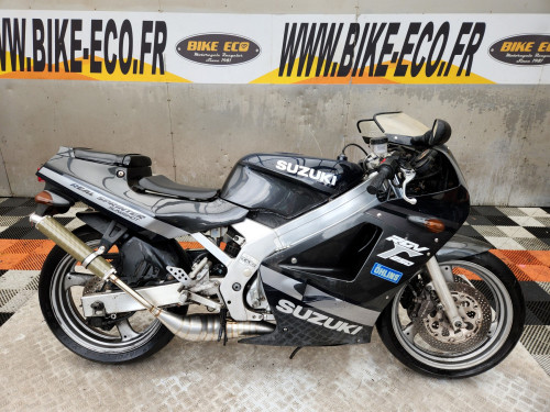 SUZUKI RGV 250