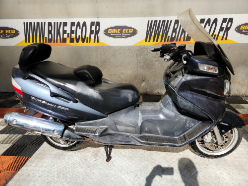 SUZUKI BURGMAN 650 EXCLUSIVE