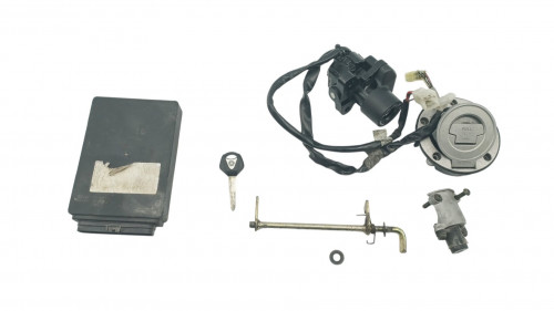 Jeu de serrure contacteur a cle code YAMAHA YZF R6 600 2003 - 2004