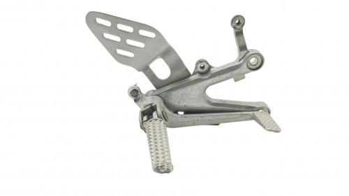 Platine avant droite YAMAHA YZF R6 600 2003 - 2004