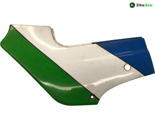 Cache carenage sous selle gauche KAWASAKI GPZ 600 R 1985-1989
