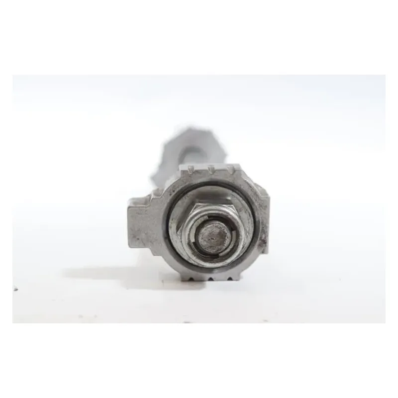 Axe de roue arriere KTM RC 125 2014 - 2016