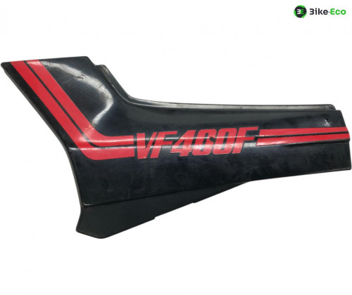 Cache carenage sous selle gauche HONDA VF 400 F 1983-1984
