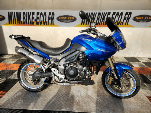TRIUMPH TIGER 1050