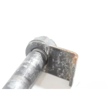 Axe de roue arriere HONDA CBF 500 2004 - 2007